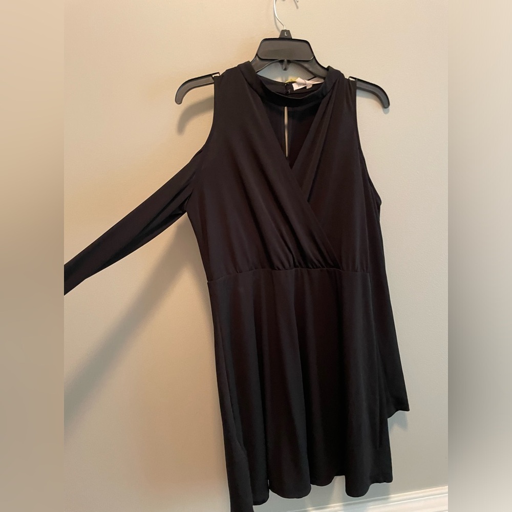 Bcbgeneration cold shoulder cocktail dress